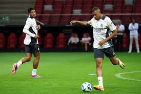 个转会窗期 个转会窗期